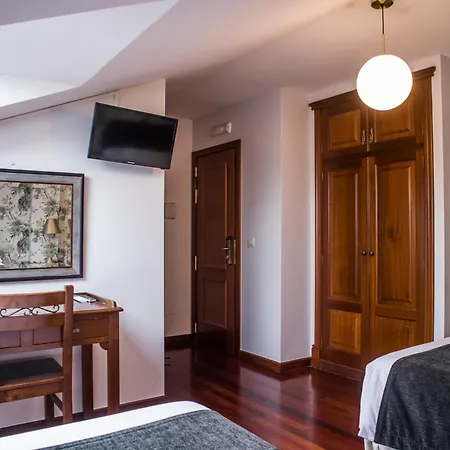 Hotel A Casa Do Rio 2*